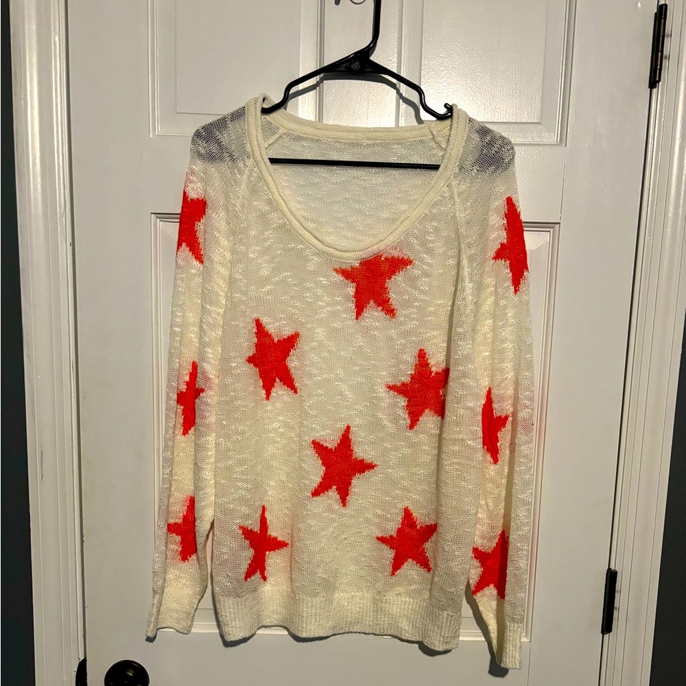 Women’s STAR sweater Size Large